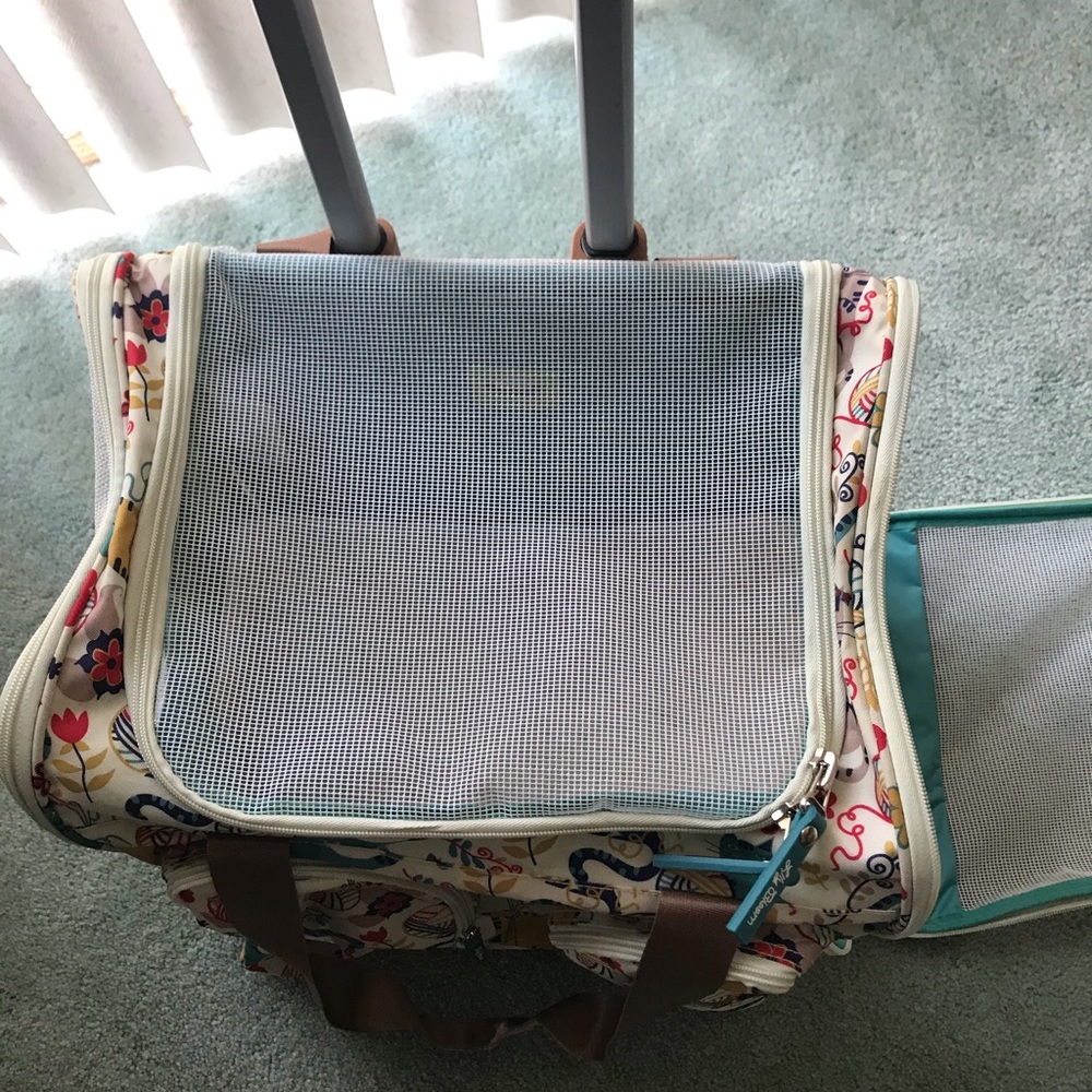 Lily Bloom Furry Friends pet carrier